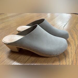 Like New: Bryr Clementine Clogs Grey Taupe size EU 38